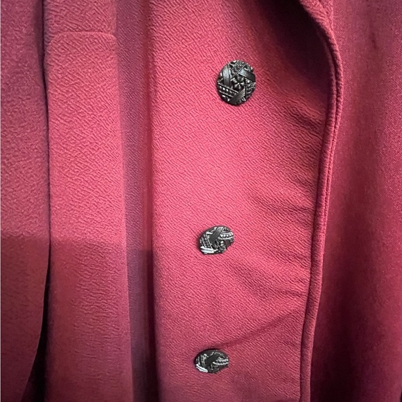 NWOT Light weight Burgundy jacket. Open style 46” long black buttons- no brand - Picture 3 of 7